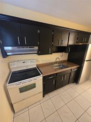 7340 NW 37th St 1-4, Davie, FL 33024