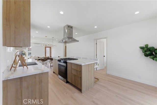 1431 W 90th, Los Angeles, CA 90047