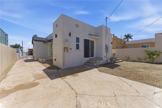 1431 W 90th, Los Angeles, CA 90047