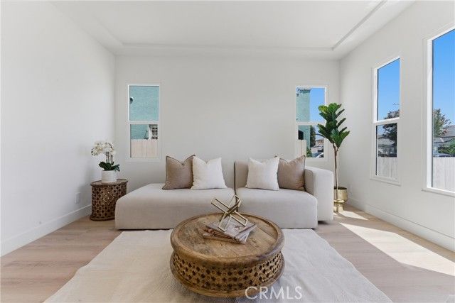 1431 W 90th, Los Angeles, CA 90047