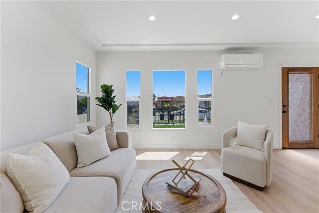 1431 W 90th, Los Angeles, CA 90047