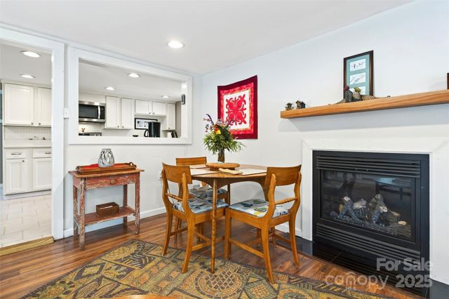 411 Hiawassee Avenue 1, Black Mountain, NC 28711