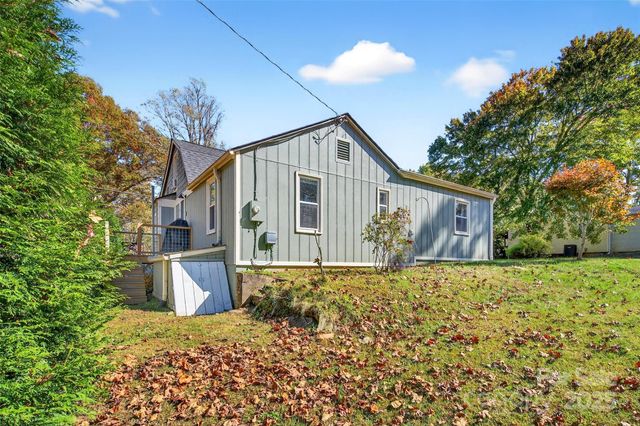 411 Hiawassee Avenue 1, Black Mountain, NC 28711