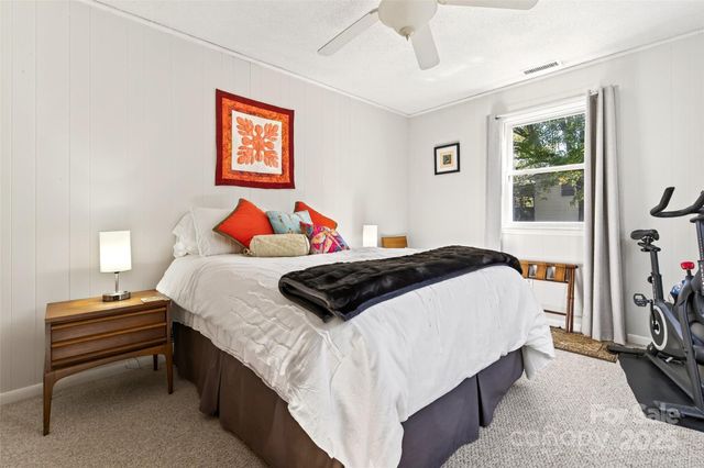 411 Hiawassee Avenue 1, Black Mountain, NC 28711