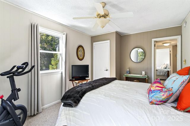 411 Hiawassee Avenue 1, Black Mountain, NC 28711