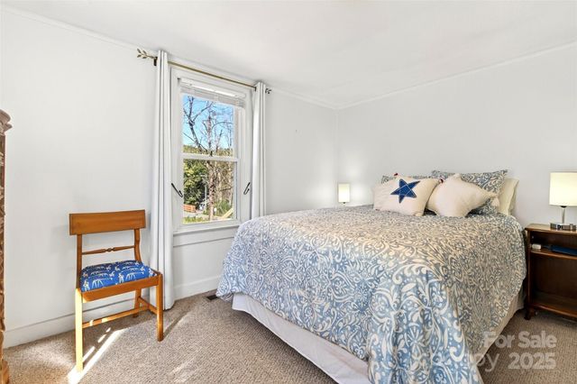 411 Hiawassee Avenue 1, Black Mountain, NC 28711