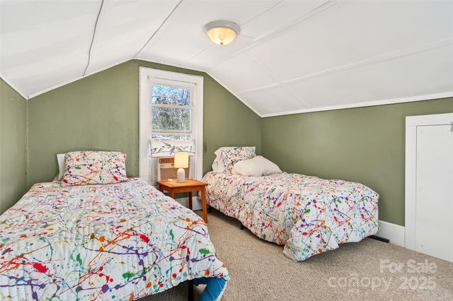 411 Hiawassee Avenue 1, Black Mountain, NC 28711