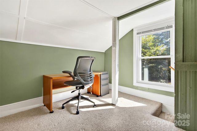 411 Hiawassee Avenue 1, Black Mountain, NC 28711