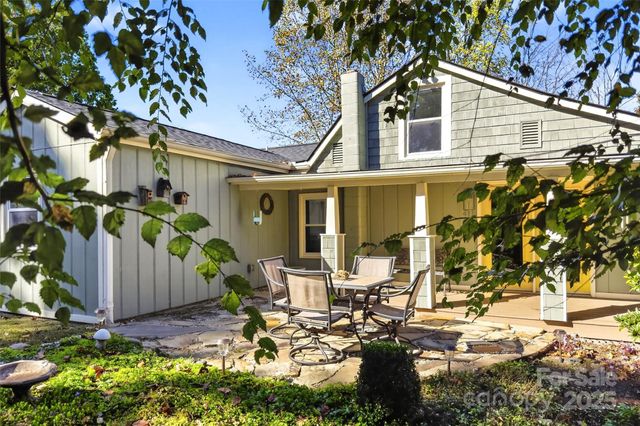 411 Hiawassee Avenue 1, Black Mountain, NC 28711