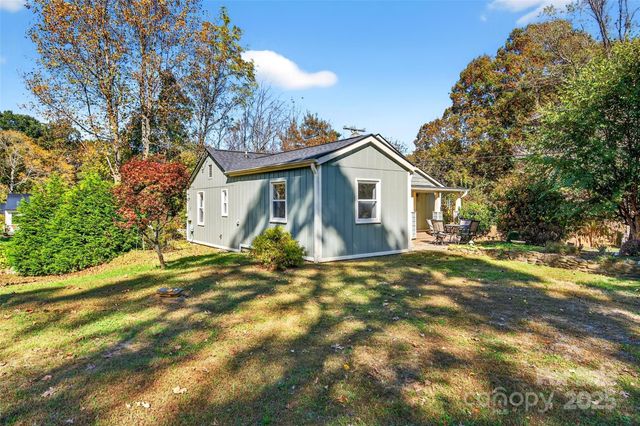 411 Hiawassee Avenue 1, Black Mountain, NC 28711
