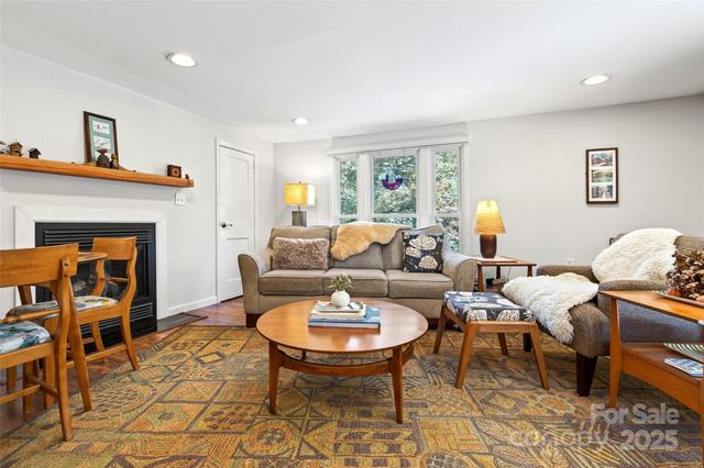 411 Hiawassee Avenue 1, Black Mountain, NC 28711