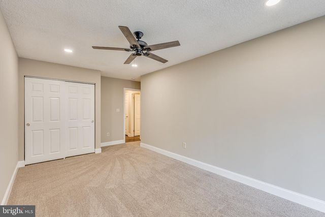 50 DEERFIELD DR, Stafford Township, NJ 08050