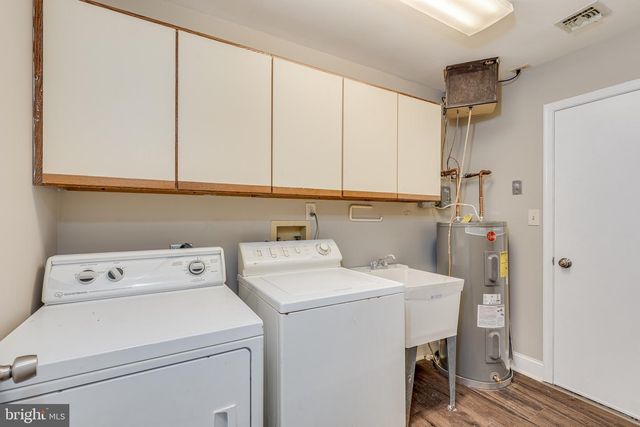 50 DEERFIELD DR, Stafford Township, NJ 08050