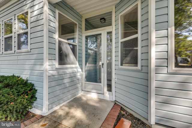 50 DEERFIELD DR, Stafford Township, NJ 08050