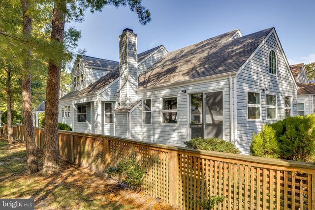 50 DEERFIELD DR, Stafford Township, NJ 08050
