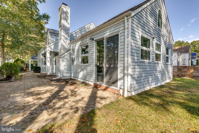 50 DEERFIELD DR, Stafford Township, NJ 08050