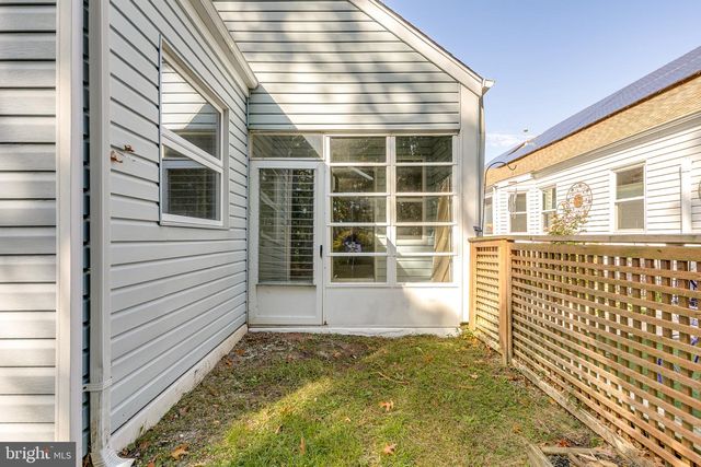 50 DEERFIELD DR, Stafford Township, NJ 08050