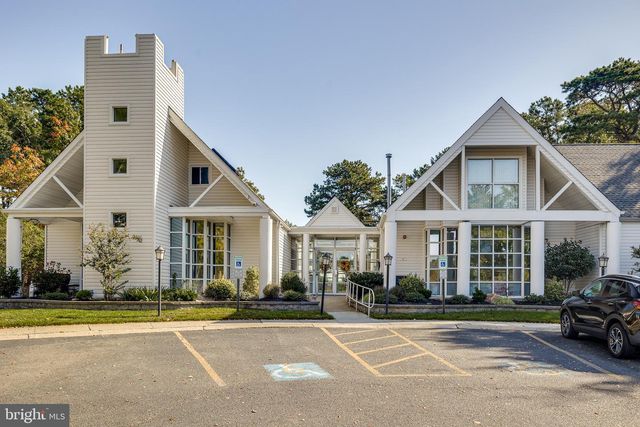 50 DEERFIELD DR, Stafford Township, NJ 08050