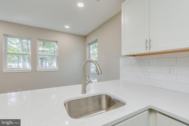 50 DEERFIELD DR, Stafford Township, NJ 08050