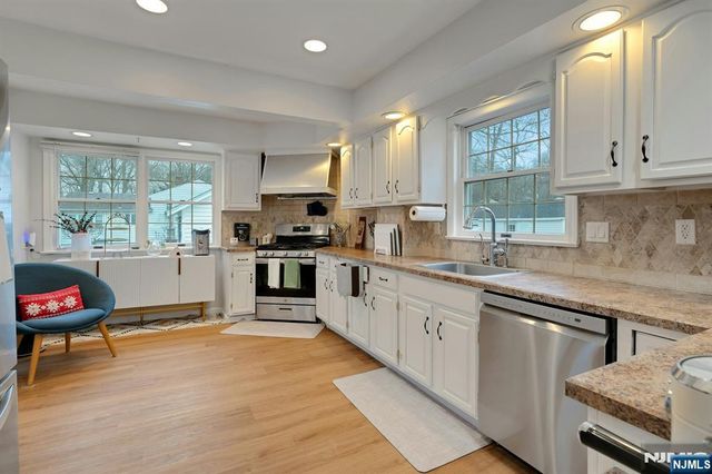 23 Filmore Avenue, Livingston, NJ 07039