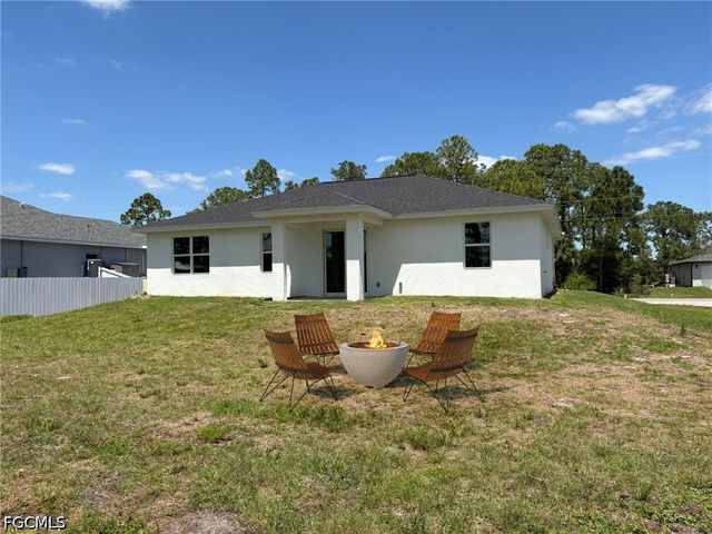 3501 67th ST W, Lehigh Acres, FL 33971