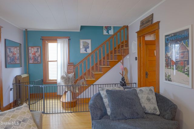 11 Washington Road, Scotia, NY 12302