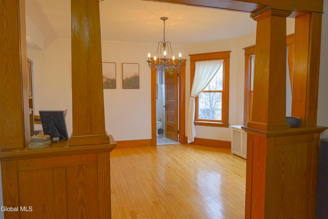 11 Washington Road, Scotia, NY 12302