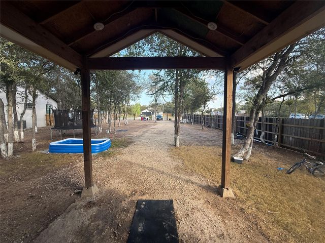 104 Pink Dahlia DR, Dale, TX 78616