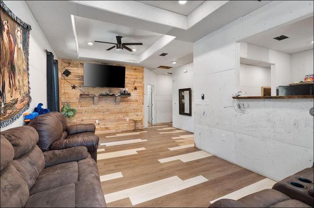 104 Pink Dahlia DR, Dale, TX 78616