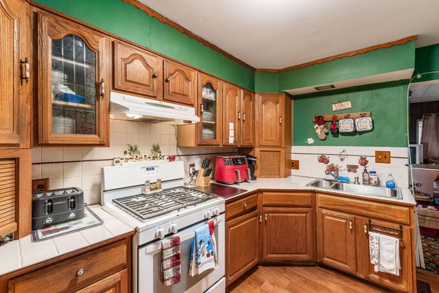 1646 Clyde Place, Columbus, OH 43227