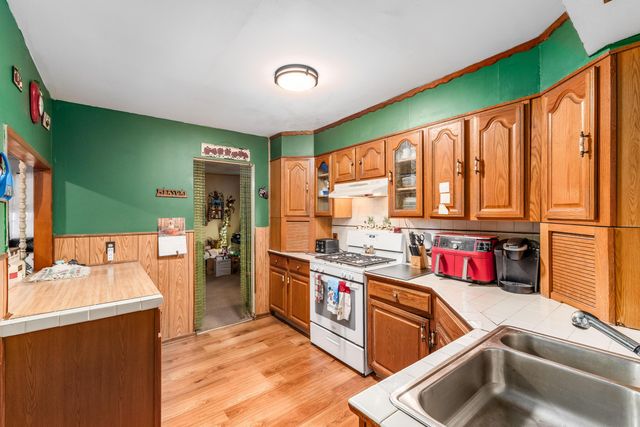 1646 Clyde Place, Columbus, OH 43227