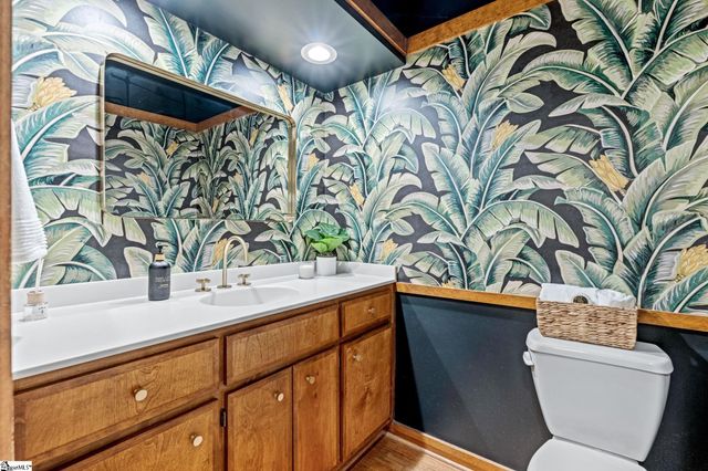 8 De Braham Court, Greenville, SC 29605