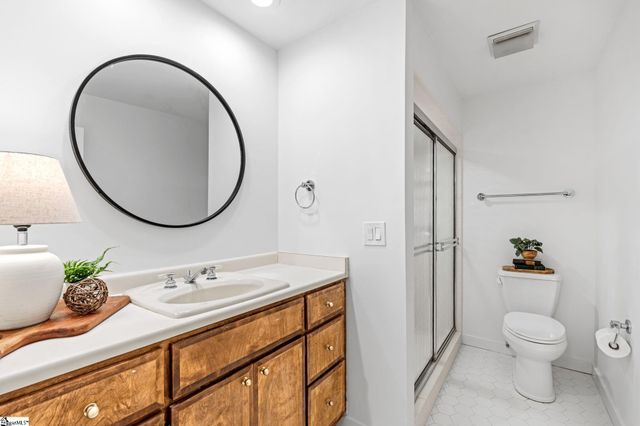 8 De Braham Court, Greenville, SC 29605