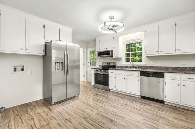 2510 Wade Hampton Road, Hillsborough, NC 27278