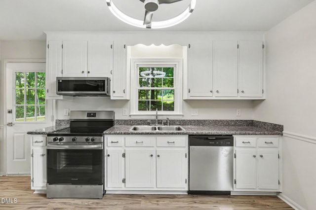 2510 Wade Hampton Road, Hillsborough, NC 27278