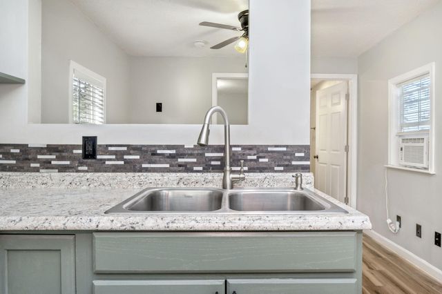 195 Passion Flower Street, Defuniak Springs, FL 32433