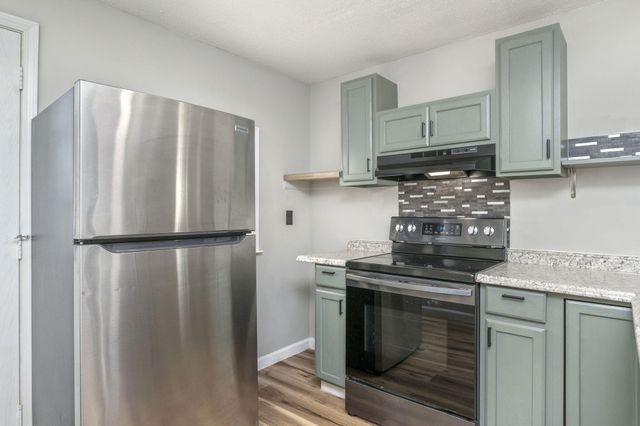 195 Passion Flower Street, Defuniak Springs, FL 32433