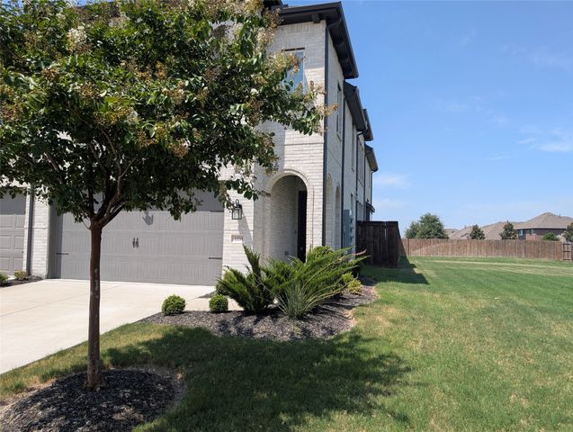 1158 Queensdown Way, Forney, TX 75126