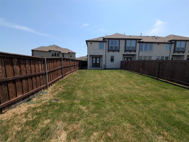 1158 Queensdown Way, Forney, TX 75126