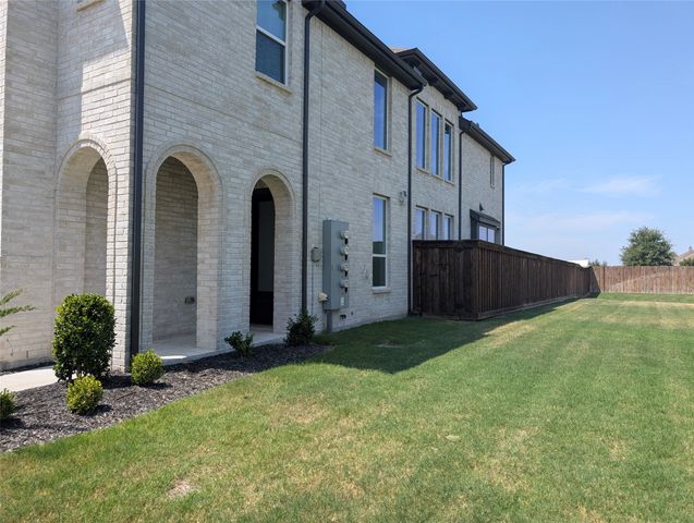 1158 Queensdown Way, Forney, TX 75126