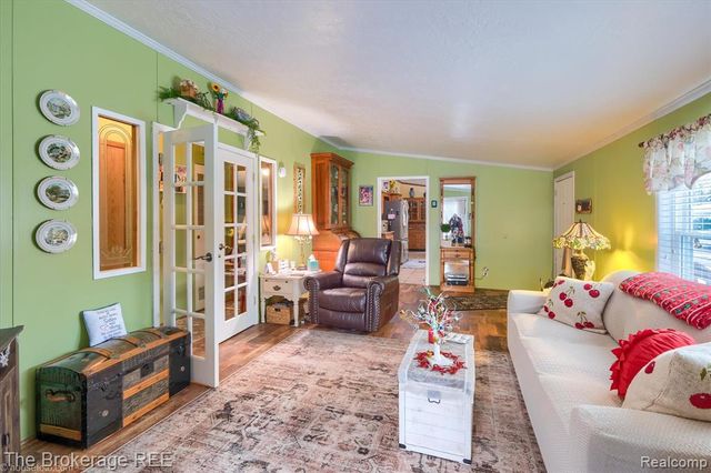 11 Crane Lake Drive, Linden, MI 48451