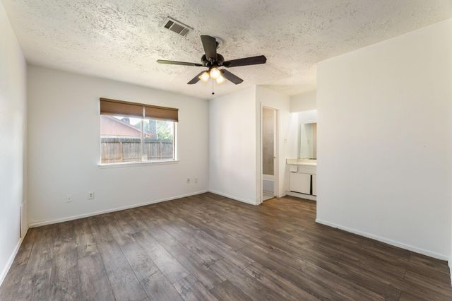 15235 Heron Park Drive, Humble, TX 77396