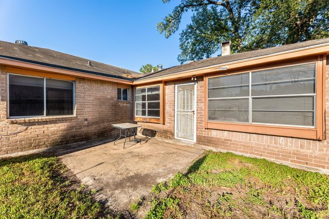 15235 Heron Park Drive, Humble, TX 77396