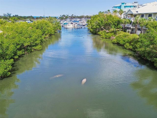 454 BAHIA BEACH BOULEVARD, Ruskin, FL 33570