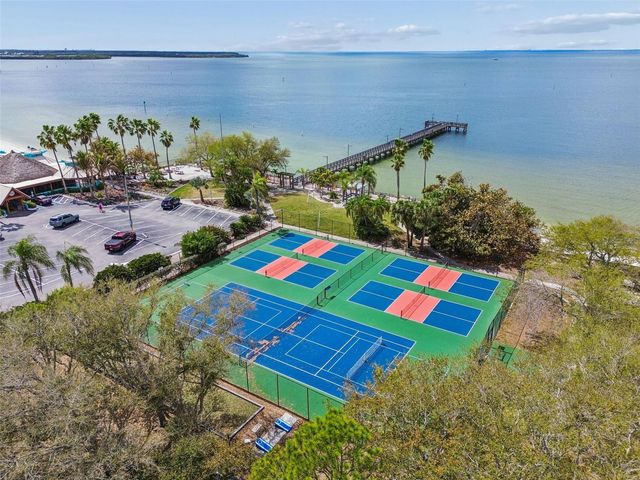 454 BAHIA BEACH BOULEVARD, Ruskin, FL 33570