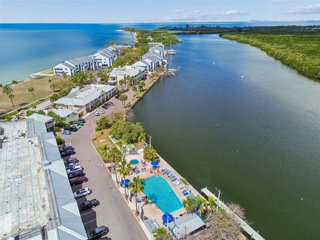 454 BAHIA BEACH BOULEVARD, Ruskin, FL 33570
