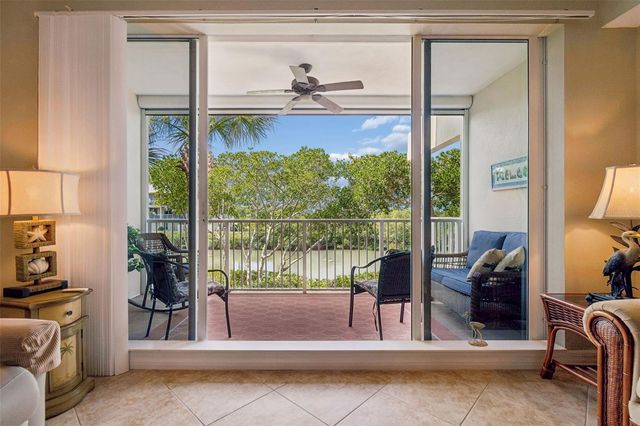 454 BAHIA BEACH BOULEVARD, Ruskin, FL 33570