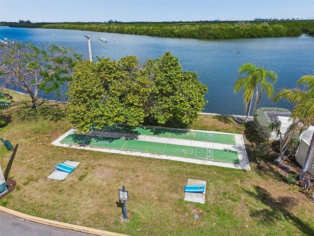 454 BAHIA BEACH BOULEVARD, Ruskin, FL 33570