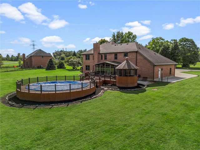 2616 Rolling Meadows Drive, Beavercreek, OH 45385