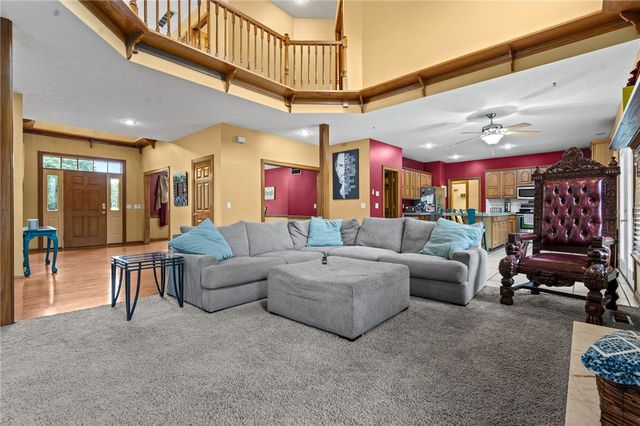 2616 Rolling Meadows Drive, Beavercreek, OH 45385